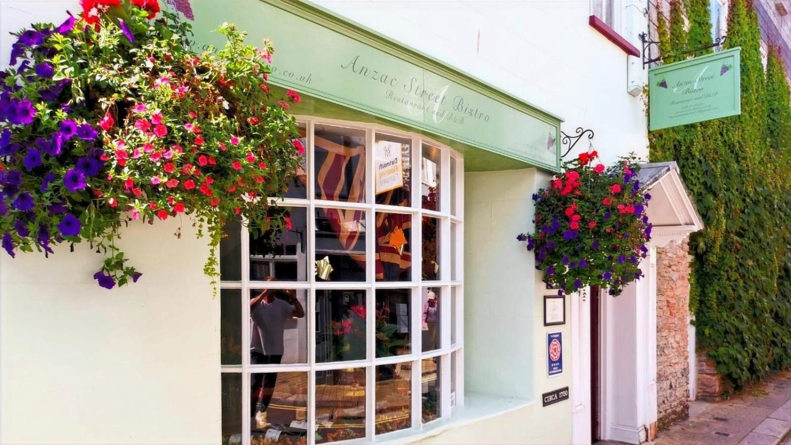 Anzac Street B+Bistro Dartmouth Exteriör bild